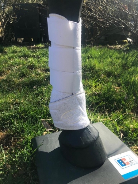 Riding boots pony white