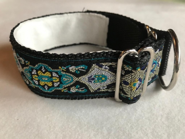Dog collar neck circumference  up to 21cm